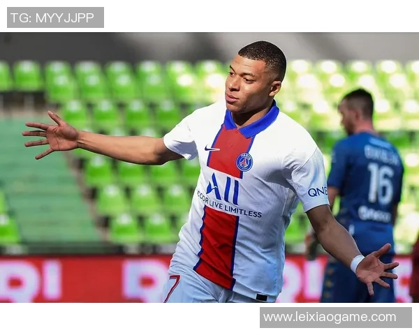 在日本街头偶遇巴黎足球明星的难忘瞬间与精彩对话